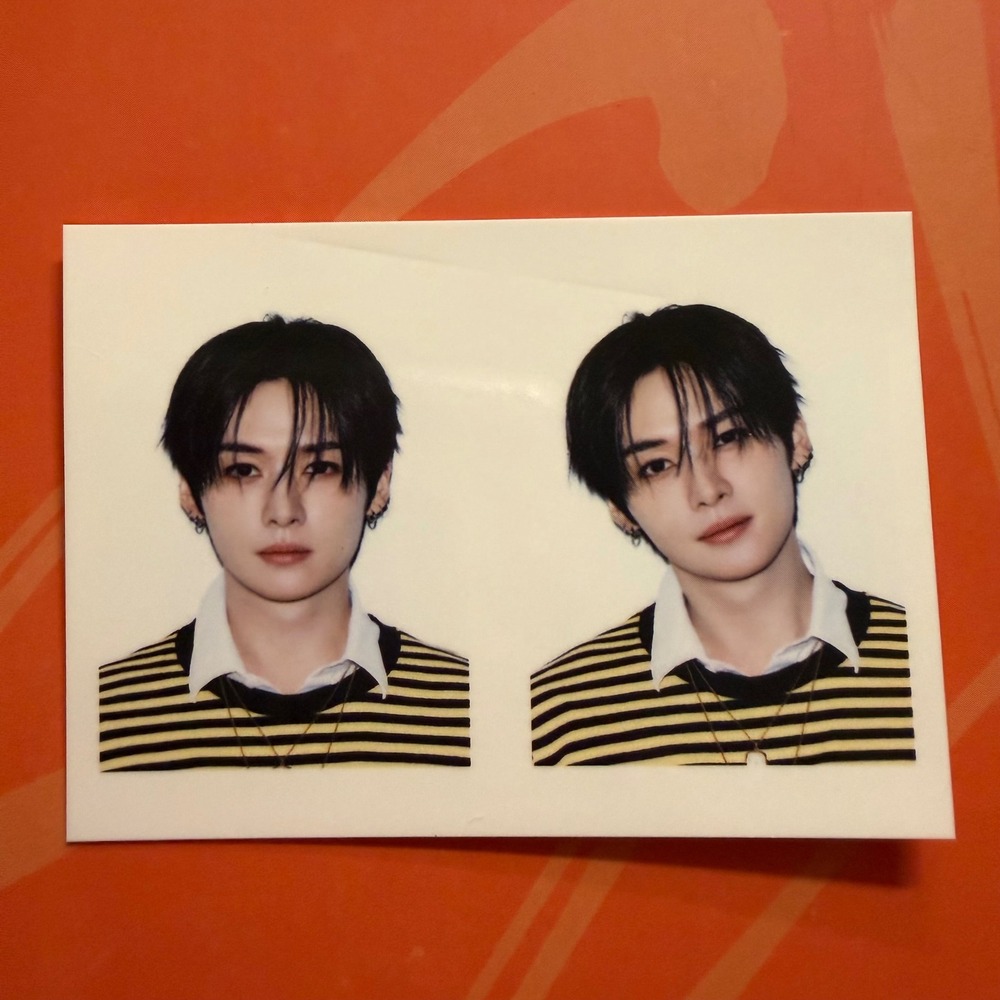 Stray Kids LEEKNOW This & That ID Photos